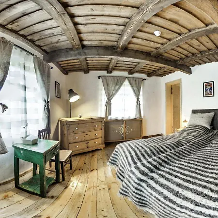 Raven's Nest - The Hidden Village, Transylvania - Romania Guest house Sub Piatra