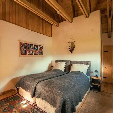 Raven's Nest - The Hidden Village, Transylvania - Romania Guest house *