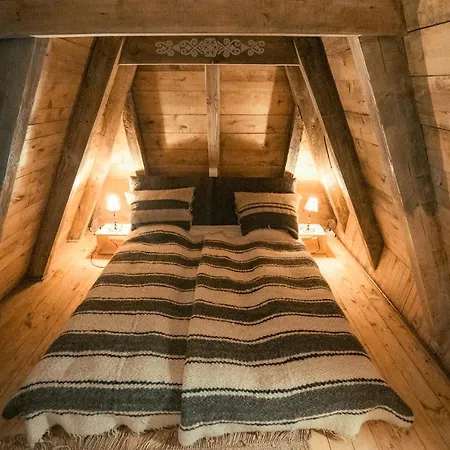 Raven's Nest - The Hidden Village, Transylvania - Romania Guest house Sub Piatra