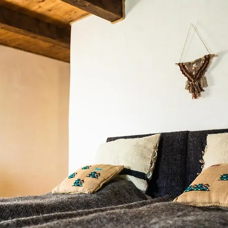 Raven's Nest - The Hidden Village, Transylvania - Romania Guest house Sub Piatra